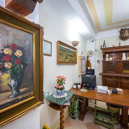 Hotel "San Saena " Radhimë Екстериор снимка