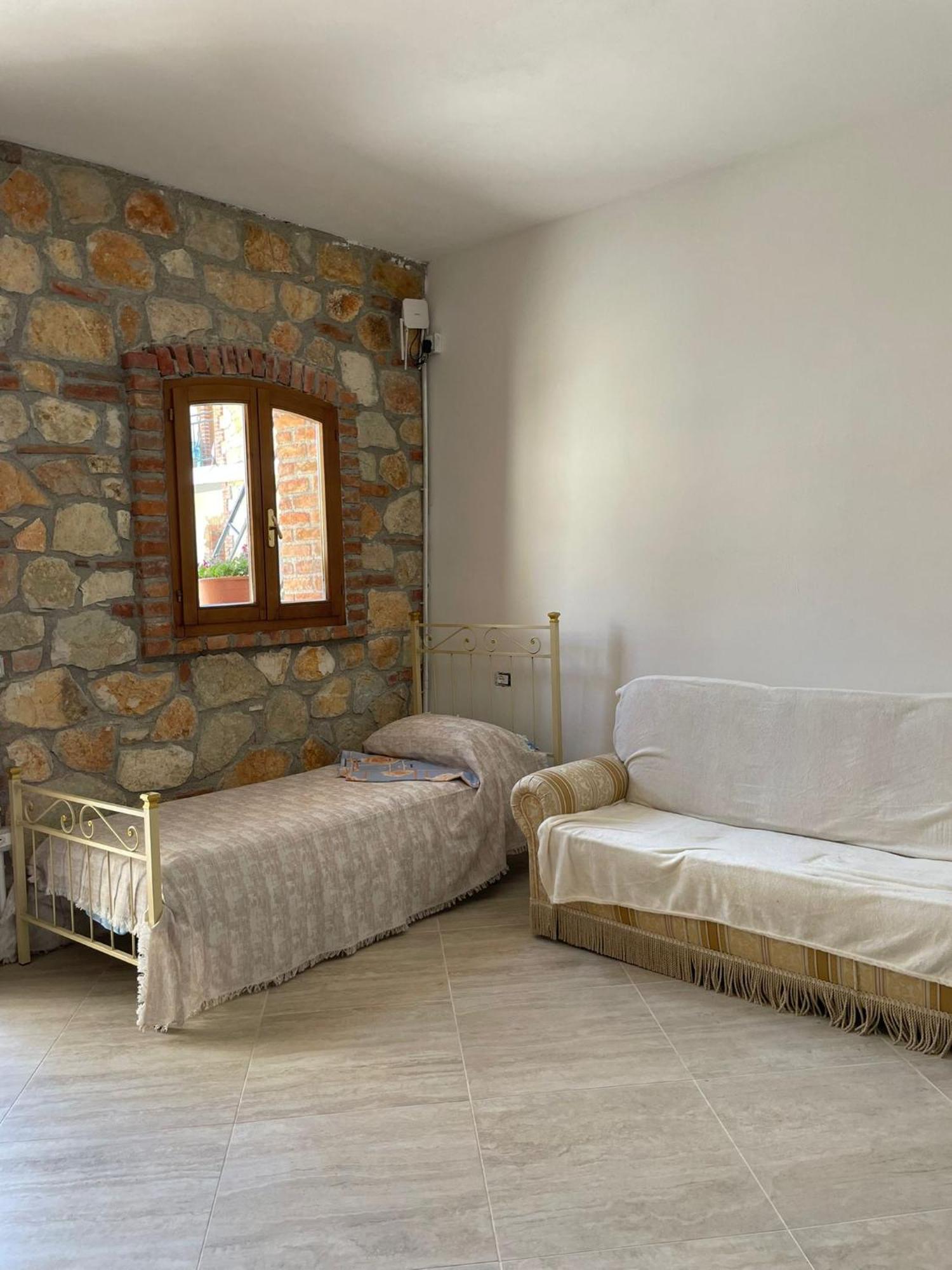 Hotel "San Saena " Radhimë Екстериор снимка