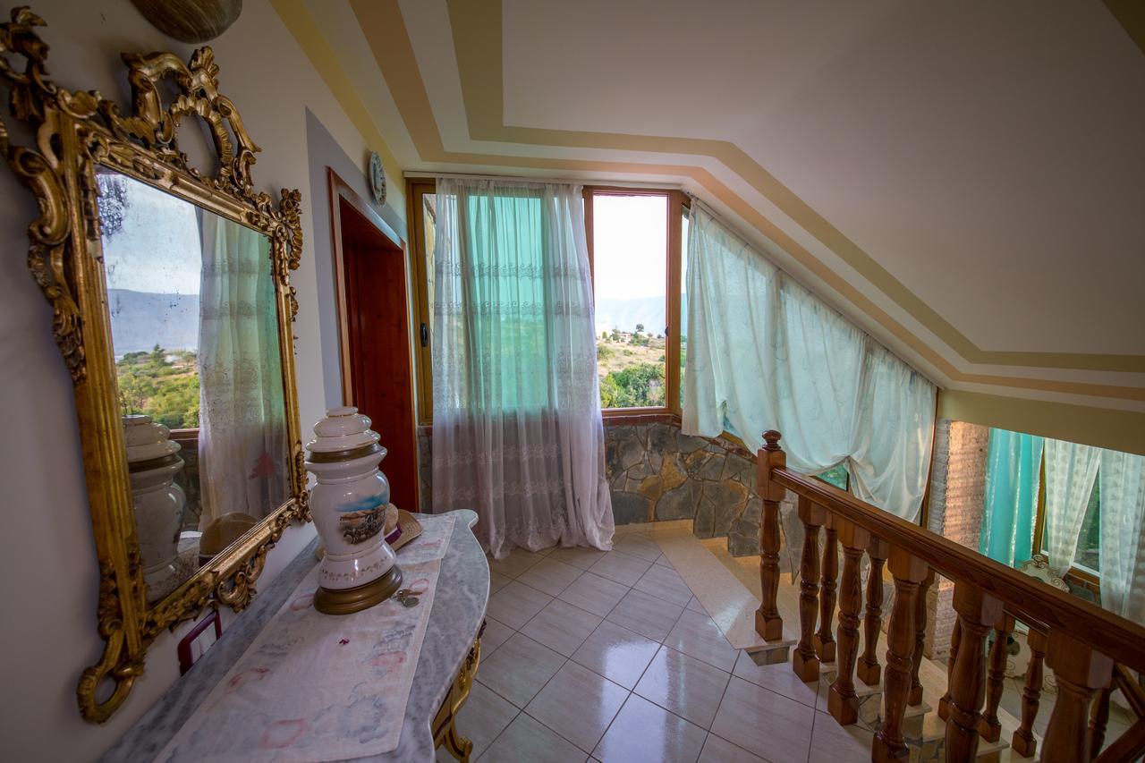 Hotel "San Saena " Radhimë Екстериор снимка